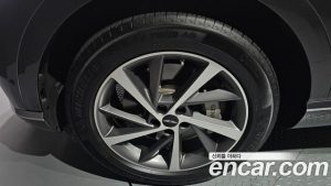 Genesis GV80 2.5T Бензин AWD 2024 года из Южной Кореи