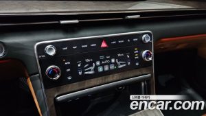 Genesis GV80 2.5T Бензин AWD 2024 года из Южной Кореи