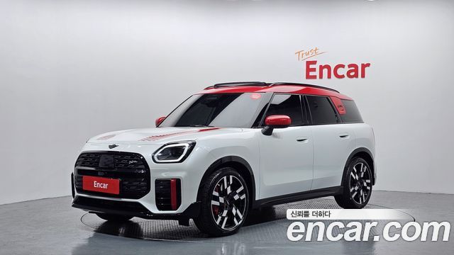 Mini Countryman ALL4 JCW 2024 года из Кореи