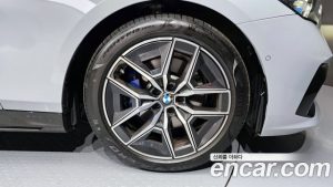 BMW 5-Series 520i M Sport 2025 года из Южной Кореи