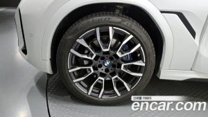 BMW X6 xDrive40i M Sport 2024 года из Южной Кореи