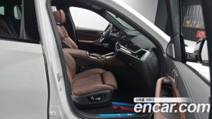 BMW X6 xDrive40i M Sport 2024 года из Южной Кореи