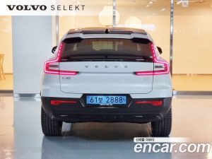 Volvo C40 Twin ULTIMATE 2024 года из Южной Кореи