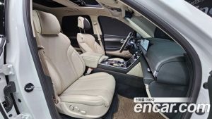 Genesis GV80 2.5T Бензин AWD 2024 года из Южной Кореи