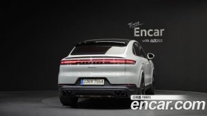 Porsche Cayenne 3.0 Coupe 2024 года из Южной Кореи