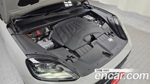 Porsche Cayenne 3.0 Coupe 2024 года из Южной Кореи