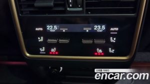 Porsche Cayenne 3.0 Coupe 2024 года из Южной Кореи
