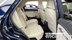 Genesis GV70 2.5T Бензин 2WD 2025 года из Южной Кореи