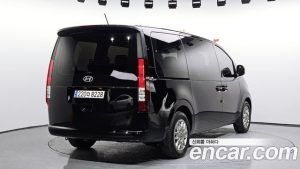Hyundai Staria HEV 1.6 Tourer 9-Seater 2025 года из Южной Кореи