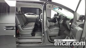 Hyundai Staria HEV 1.6 Tourer 9-Seater 2025 года из Южной Кореи