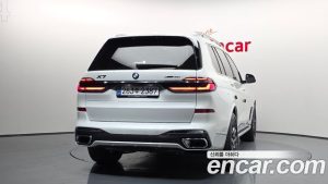 BMW X7 xDrive 40i M Sport 6 2025 года из Южной Кореи