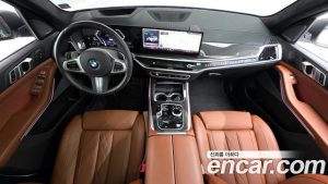 BMW X7 xDrive 40i M Sport 6 2025 года из Южной Кореи