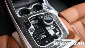 BMW X7 xDrive 40i M Sport 6 2025 года из Южной Кореи