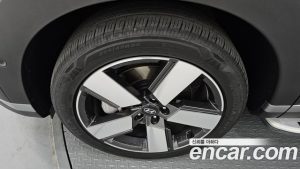 Hyundai Santafe Бензин 2.5T 2WD 2024 года из Южной Кореи