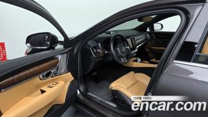 Volvo S90 B5 Inscription 2022 года из Южной Кореи