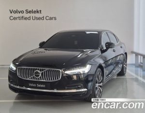Volvo S90 B5 ULTIMATE Bright 2024 года из Южной Кореи