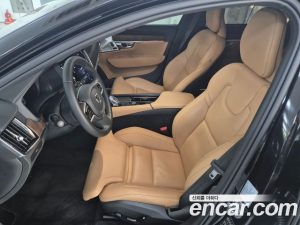Volvo S90 B5 ULTIMATE Bright 2024 года из Южной Кореи