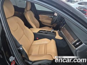 Volvo S90 B5 ULTIMATE Bright 2024 года из Южной Кореи