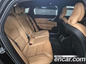 Volvo S90 B5 ULTIMATE Bright 2024 года из Южной Кореи
