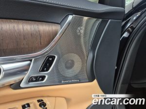 Volvo S90 B5 ULTIMATE Bright 2024 года из Южной Кореи