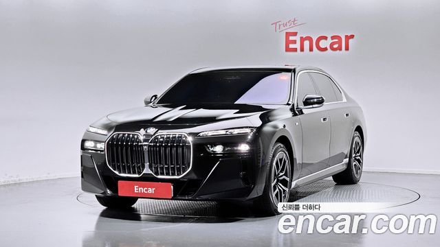 BMW 7-Series 740d xDrive M Sport 2025 года из Кореи