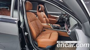 BMW 7-Series 740d xDrive M Sport 2025 года из Южной Кореи