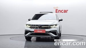 Volkswagen Tiguan 2.0 TSI Prestige 2023 года из Южной Кореи