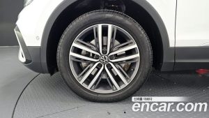 Volkswagen Tiguan 2.0 TSI Prestige 2023 года из Южной Кореи