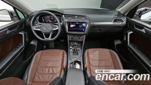 Volkswagen Tiguan 2.0 TSI Prestige 2023 года из Южной Кореи