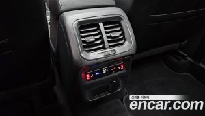 Volkswagen Tiguan 2.0 TSI Prestige 2023 года из Южной Кореи