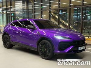 Lamborghini Urus 4.0 V8 SE 2025 года из Южной Кореи