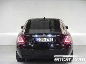 Rolls-Royce Ghost 6.7 V12 2023 года из Южной Кореи