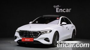 Mercedes-Benz E-Class E450 4MATIC 2024 года из Южной Кореи