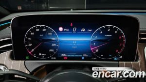 Mercedes-Benz E-Class E450 4MATIC 2024 года из Южной Кореи