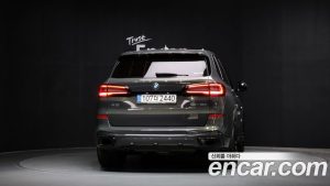 BMW X5 xDrive 40d M Sport Online Exclusive Edition 2023 года из Южной Кореи