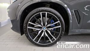 BMW X5 xDrive 40d M Sport Online Exclusive Edition 2023 года из Южной Кореи