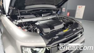 Land Rover Defender 90 P400 X 2024 года из Южной Кореи