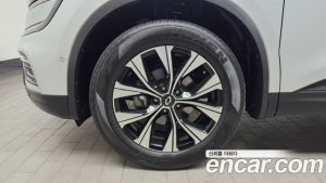 Renault-KoreaSamsung QM6 2.0 GDe LE Signature 2WD 2023 года из Южной Кореи