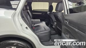 Renault-KoreaSamsung QM6 2.0 GDe LE Signature 2WD 2023 года из Южной Кореи