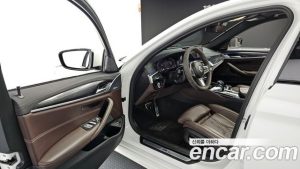 BMW 5-Series 530i M Sport 2023 года из Южной Кореи