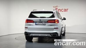 BMW X5 xDrive 40i M Sport 2025 года из Южной Кореи