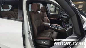 BMW X5 xDrive 40i M Sport 2025 года из Южной Кореи