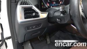 BMW X5 xDrive 40i M Sport 2025 года из Южной Кореи