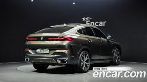 BMW X6 xDrive40i M Sport 2023 года из Южной Кореи