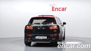 Mini Clubman JCW 2023 года из Южной Кореи
