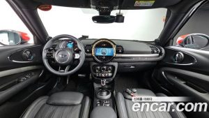 Mini Clubman JCW 2023 года из Южной Кореи