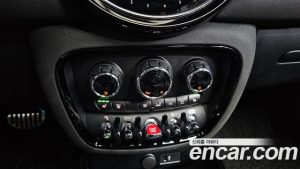 Mini Clubman JCW 2023 года из Южной Кореи