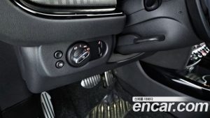 Mini Clubman JCW 2023 года из Южной Кореи