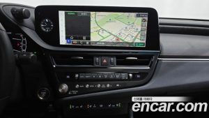 Lexus ES Luxury Plus 2023 года из Южной Кореи