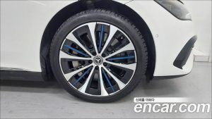 Mercedes-Benz EQE EQE350+ 2023 года из Южной Кореи